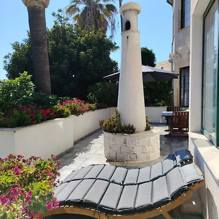 Domus Marini * フヴァル