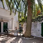 Domus Marini *
