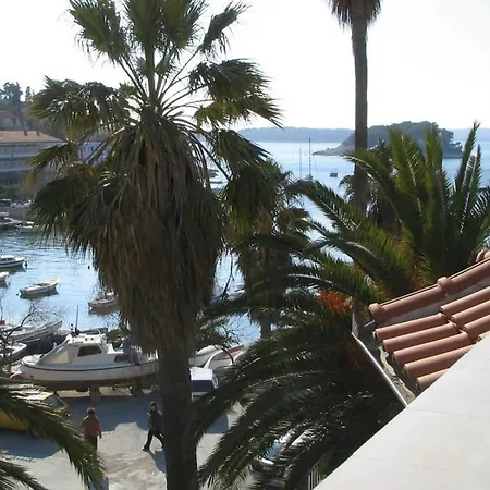 Domus Marini Apartment *