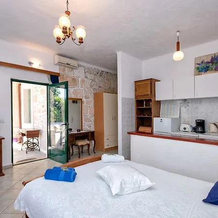 Domus Marini * Hvar Town