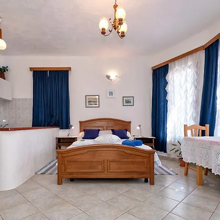 Domus Marini Апартаменты Хвар