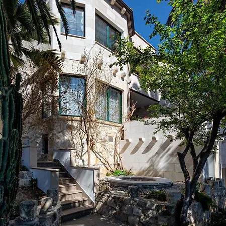 Domus Marini * Hvar Town